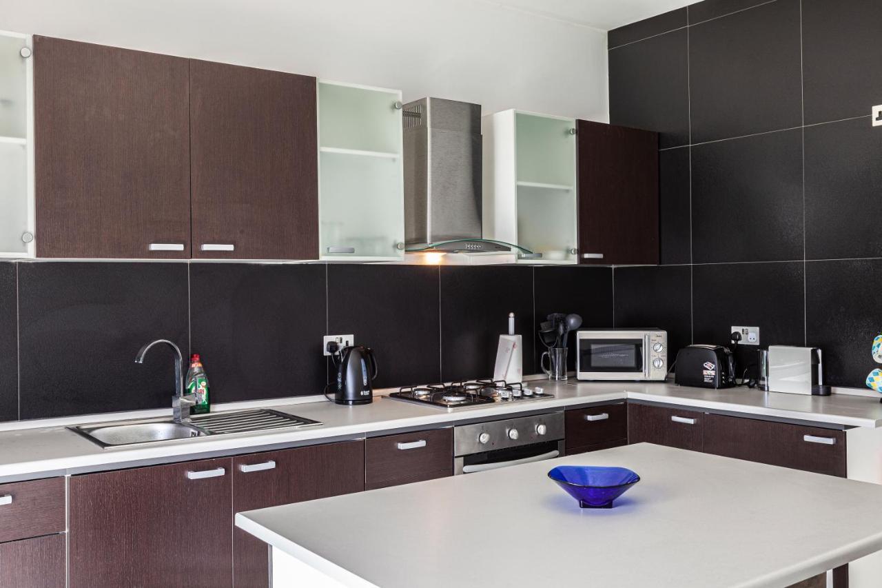 Z4 - Seafront Apartment San Pawl il-Baħar Eksteriør billede