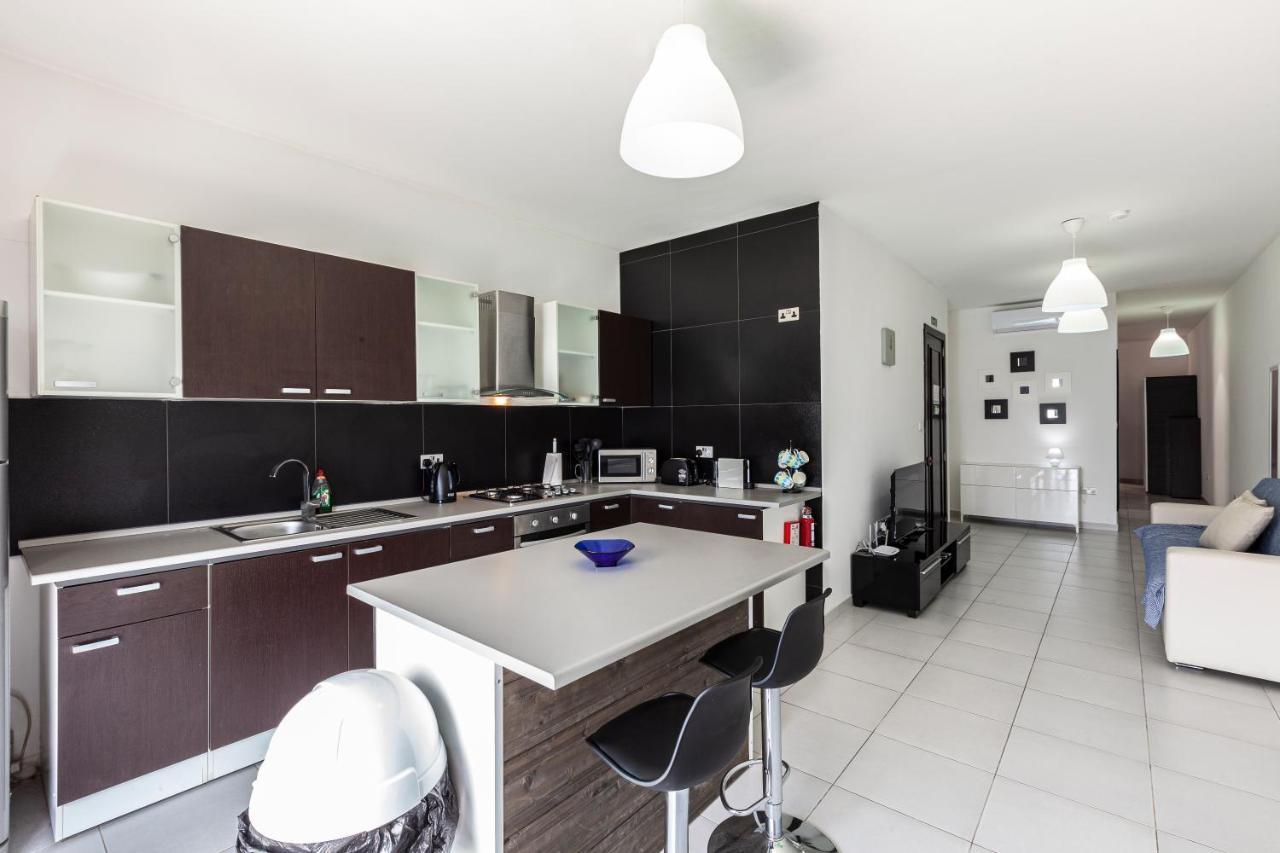 Z4 - Seafront Apartment San Pawl il-Baħar Eksteriør billede